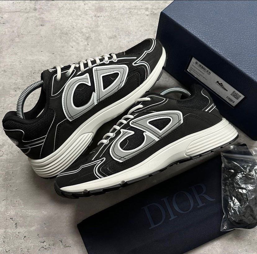 Christian Dior Shoes Pallet - Image 4