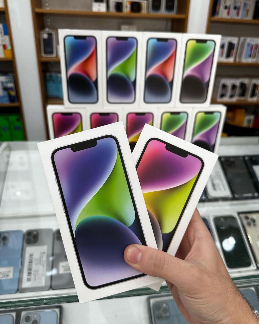 iPhone Pallets - Image 3